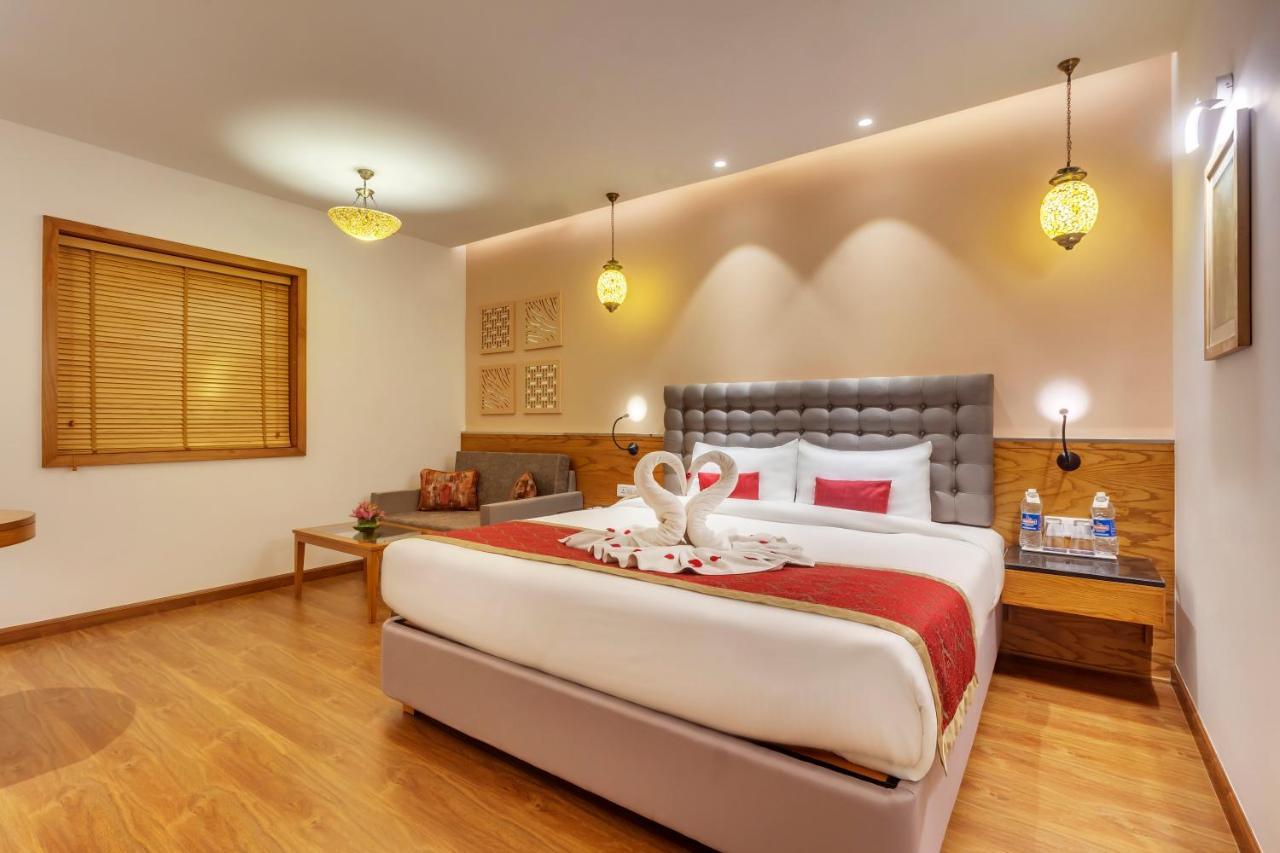 Golden Tulip New Delhi - Hari Nagar Hotel Exterior photo